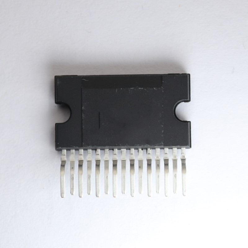LV5680P ; IC Voltage-Regulator-Multi , ZIP-15
