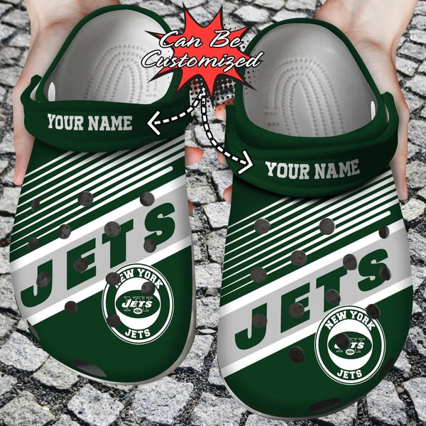 OFFICIAL-NFL.NEW-YORK-JETS-TEAM-SPORT-SMUMMER-CLOGS/ADD YOUR OWN PERSONALIZED NAME OR SPECIAL CUSTOM TEXT ON BOTH SHOE CLOGS/OFFICIAL-CUSTOM-GRAPHIC-3D-PRINTED-JETS-TEAM-LOGOS-DESIGN..
