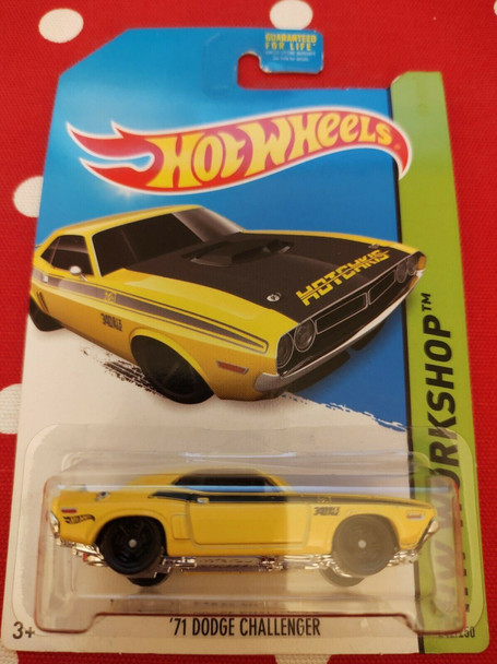 Hot Wheels 2014 HW Workshop '71 Dodge Challenger  242/250 