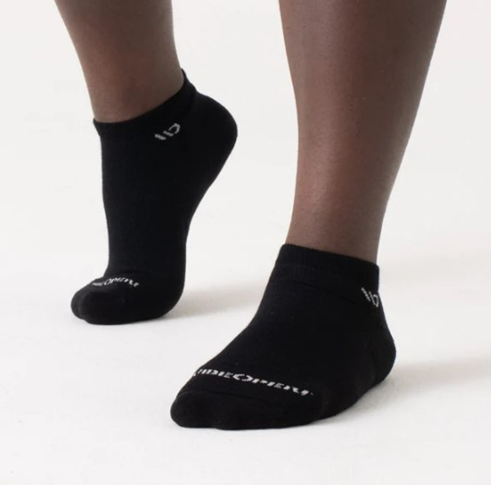WIDE OPEN MENS 9000 SOLID CUSIONED NO SHOW SOCK: Black WIDE OPEN MENS 9000 SOLID CUSIONED NO SHOW SOCK: Black