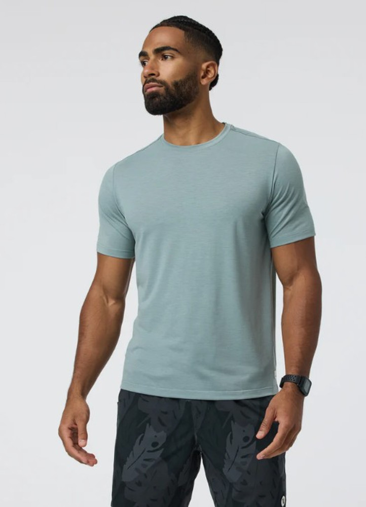 Vuori Men's Current Tech Tee: Mist Vuori Men's Current Tech Tee: Mist