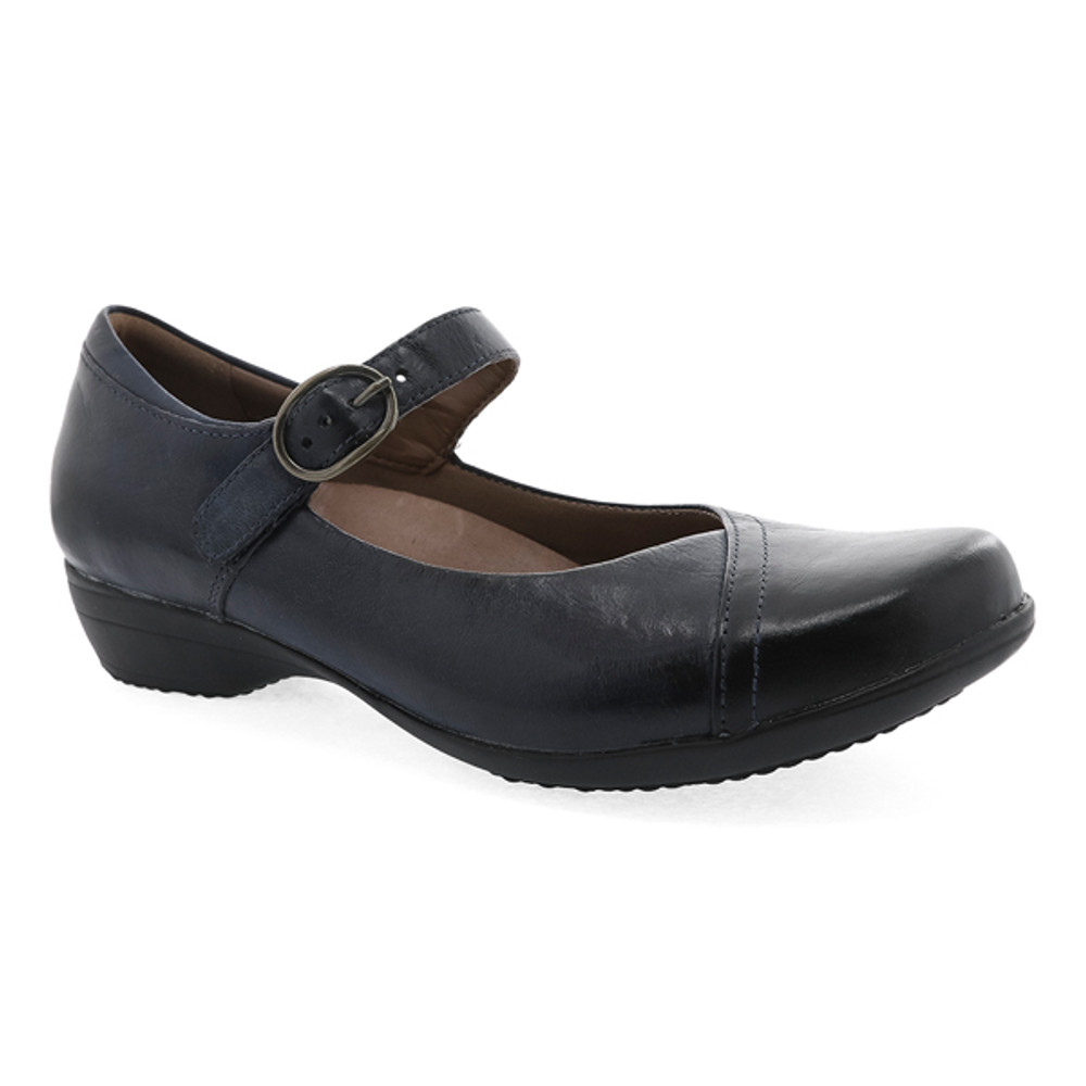 Dansko Women's Fawna Shoe: Black Dansko Women's Fawna Shoe: Black