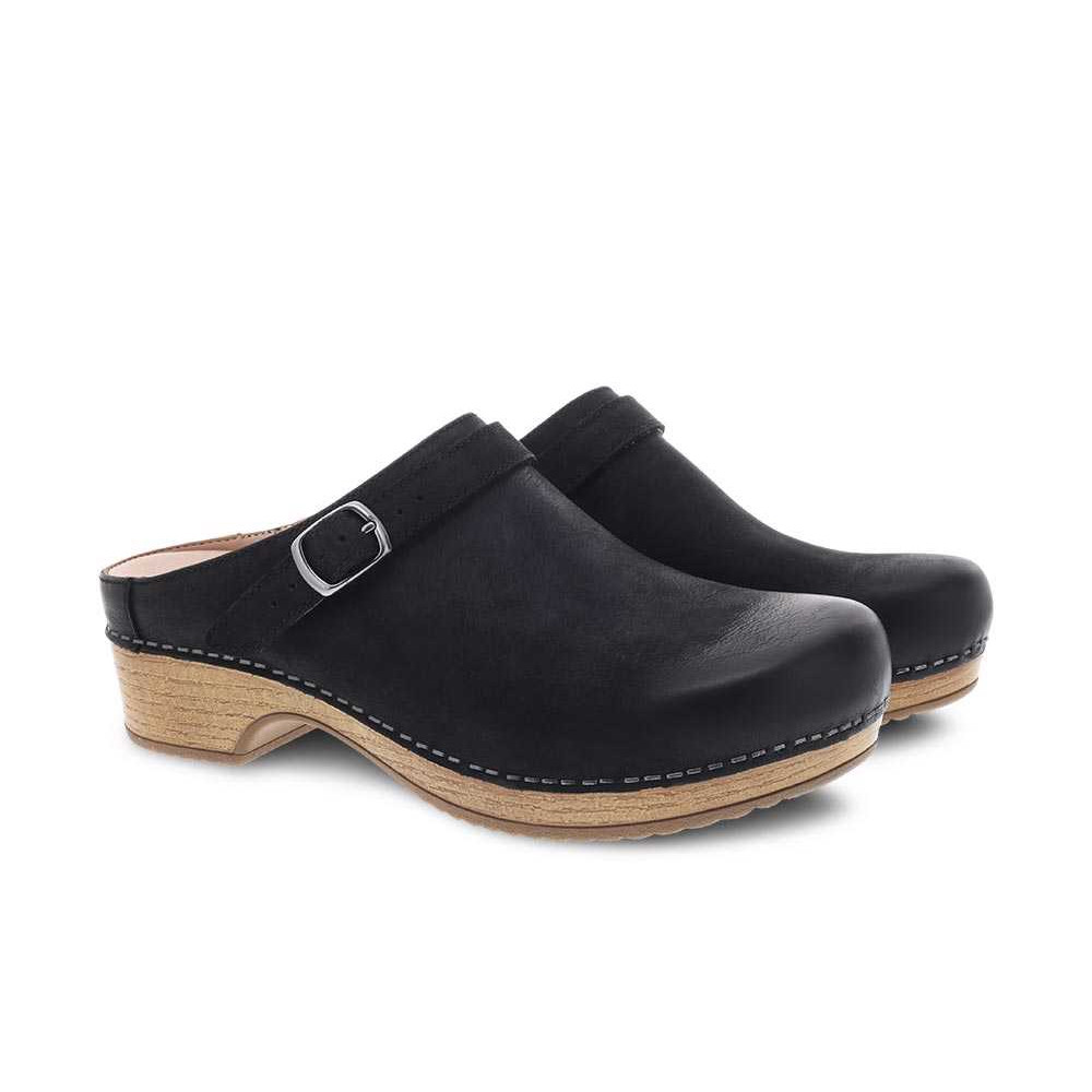 dansko blueberry oiled clog