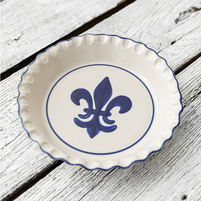 Thumb Print Pie Plate in Blue Fleur de Lis - Stoneware & Co.