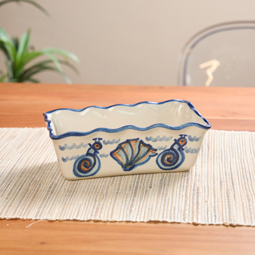 Pinched Rim Loaf Pan in Sea Life
