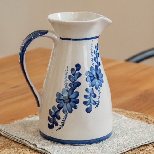 Louisville Stoneware | 2 1/2 qt Pitcher in Elodie