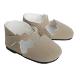 Fits 18" American Girl dolls

These 18" doll shoes are a beautiful and stylish addition to any doll's wardrobe. Made of soft, plush taupe velvet, these Mary Janes are both luxurious and comfortable. The Velcro closures on the straps make these shoes easy to put on and take off. These doll shoes are perfect for dressy occasions or everyday playtime. 