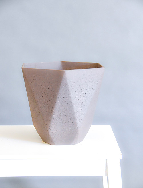 Hex. sandstone pot High 26 Brown