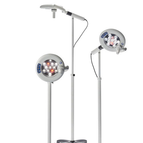 Astralite® 70 KLux HD-LED Minor Surgical Light Astralite® 70 KLux HD-LED Minor Surgical Light