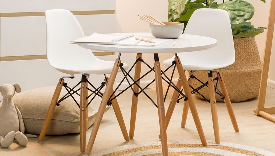 Eiffel Kids Table Set, 23