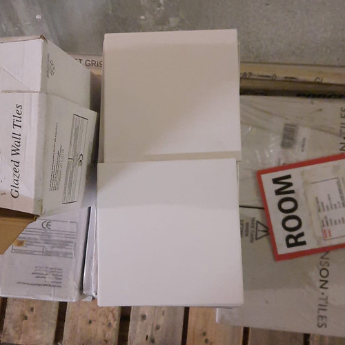 Discounted White Ceramic Tiles in Liverpool