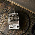 Universal Audio UAFX Golden Reverberator Pedal - 429264-Universal-Audio-UAFX-Golden-Reverberator-Reverb-Pedal-Beauty.jpg