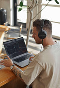 Beyerdynamic DT 270 PRO Compact Over-Ear Studio Headphones - 1002202 (5).jpg