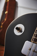 Gibson Noel Gallagher Les Paul Standard Electric Guitar in Ebony - Gibson_NoelGallagher_LesPaul_14_compressed.jpg