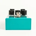 J Rockett Aqueous Chorus & Vibe Pedal - 70914-J-Rockett-Aqueous-Chorus-Vibe-Pedal-Low-Angle.jpg