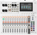 Yamaha MGX12V-W 12 Channel Digital Mixer - White with Video Thru - MGX12V-W_6.jpg