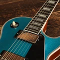 Gibson Custom Shop Les Paul Custom in Blue Gold Sparkle Gloss - CS503534 (9).JPG