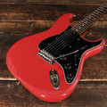 Fender Custom Shop Postmodern Stratocaster Deluxe Closet Classic in Fiesta Red - XN18738 (8).JPG