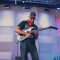 B Stock : Fender Tom Morello Arm The Homeless Stratocaster in Rosewood - 001 - 0140360783-Tom-Morello.jpg