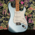 Fender Road Worn Vintera Strat Mischief Maker MN in Firemist Silver with Tort Guard and US Pickups - 0149835359-5.jpg