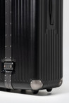 Quantum VXP Double Extreme Guitar Vault Case - Quantam_Industries_Ecom-46_compressed.jpg
