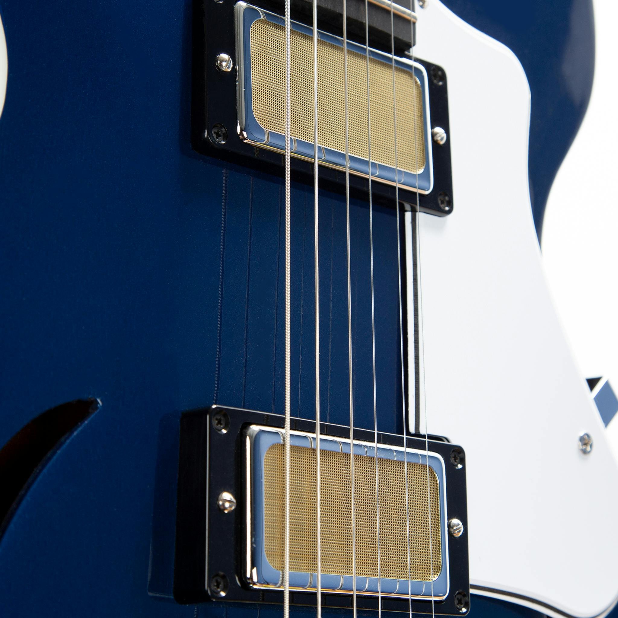 Harmony Comet Electric Guitar in Midnight Blue - HMN-0111027112-Harmony-Comet-Electric-Guitar-in-Midnight-Blue-Pickups.jpg