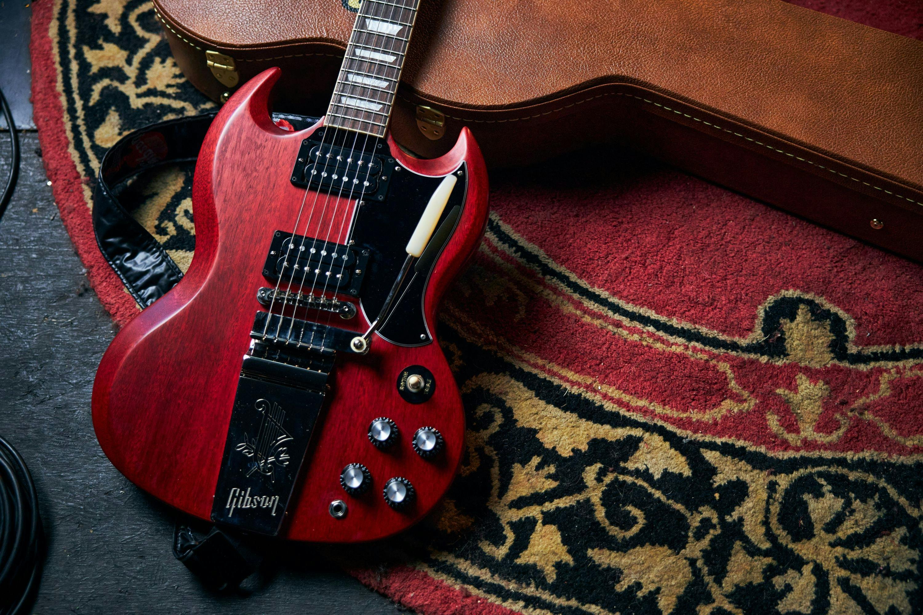 Gibson SG Standard '61 Faded Maestro Vibrola Electric Guitar in Vintage Cherry - 542641-Gibson USA SG Standard 61 Faded Maestro Vibrola Electric Guitar in Vintage Cherry Lifestyle.jpg