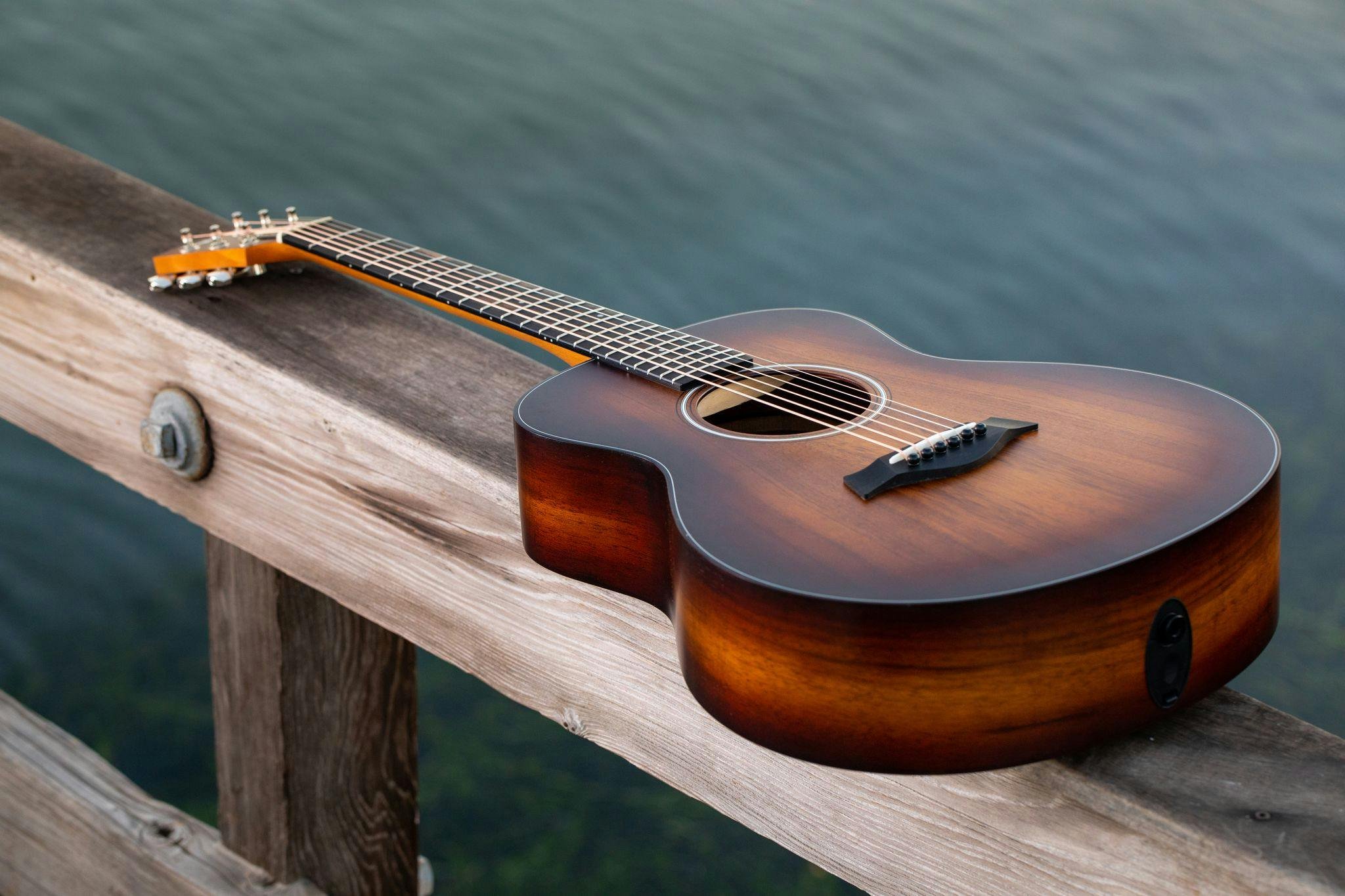 Taylor GS Mini-e Koa Plus Electro-Acoustic - 421982-69E1V_bQ.jpg
