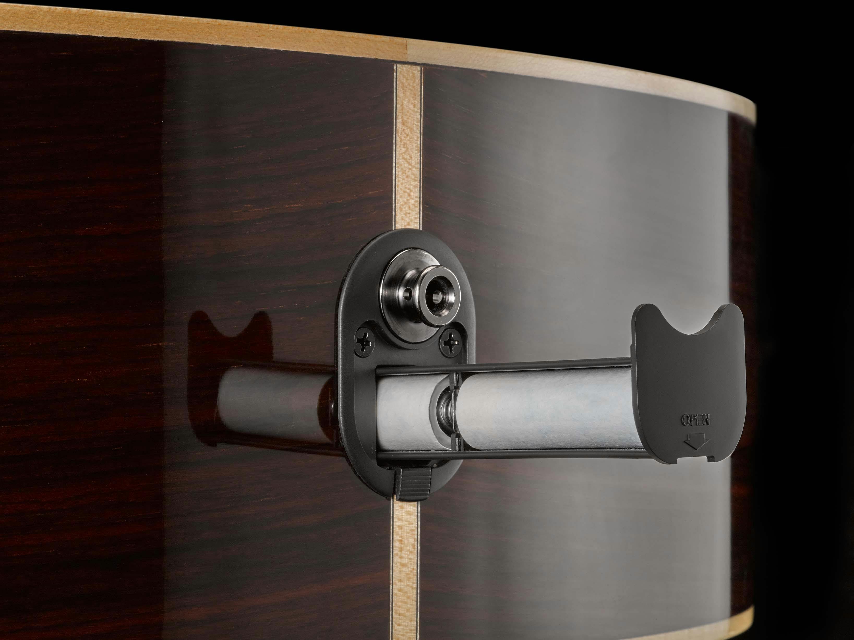 Yamaha LL-TA TransAcoustic in Vintage Tint - 107608-L-TA_battery_box_02.jpg