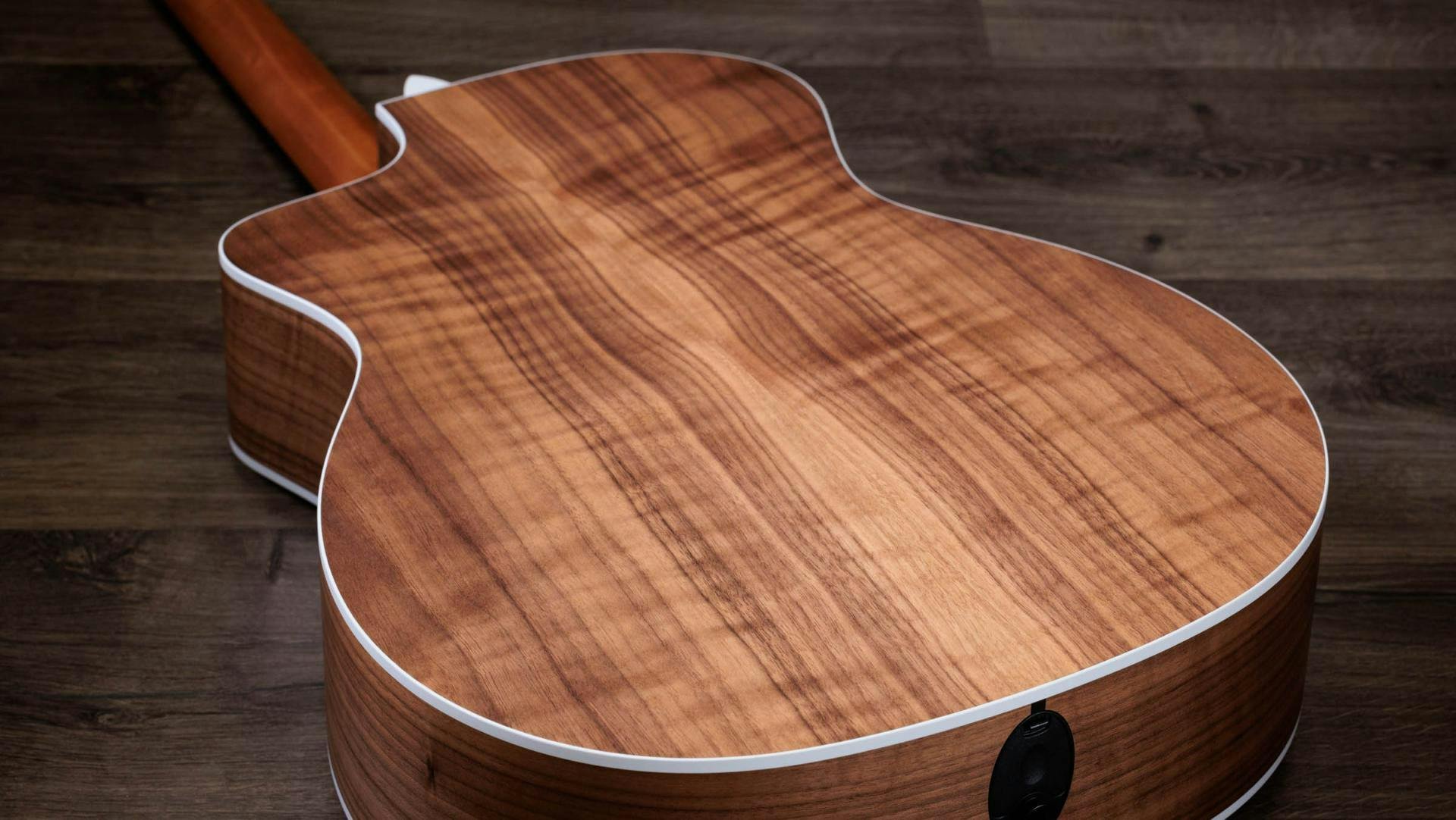 Taylor 214ce Electro-Acoustic in Natural - F204002111007961000-Taylor-214ce-2209073120-gallery-12-2023.jpg