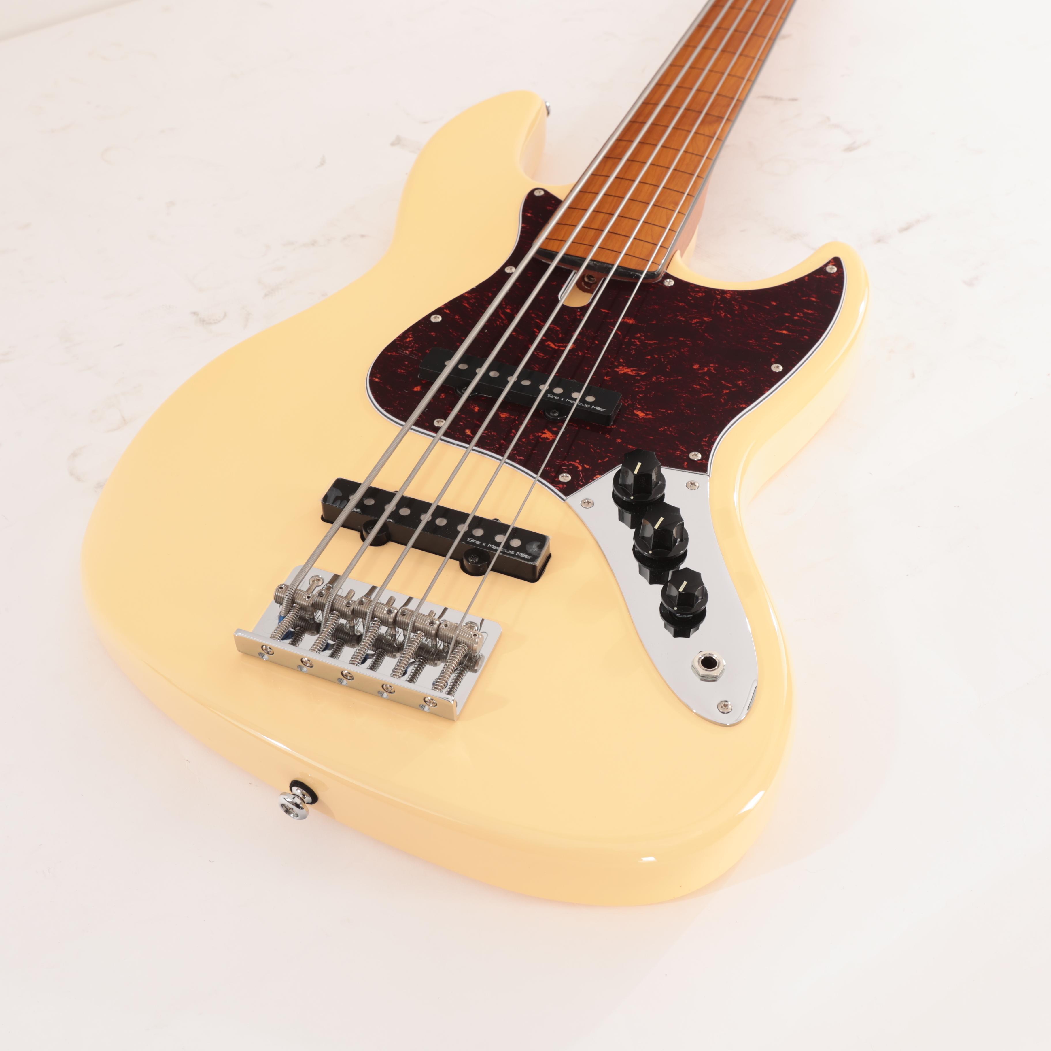 Sire Version 2 Marcus Miller V5 Alder 5-String Fretless Bass Guitar in Vintage White - SIREV5FLA5VW (7).jpg