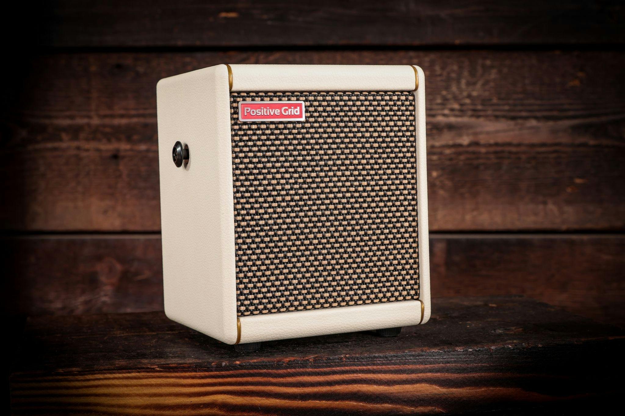 美品　Positive Grid Spark Mini Pearl Positive Grid Spark Mini Practice Amp in Pearl - Andertons Music Co.