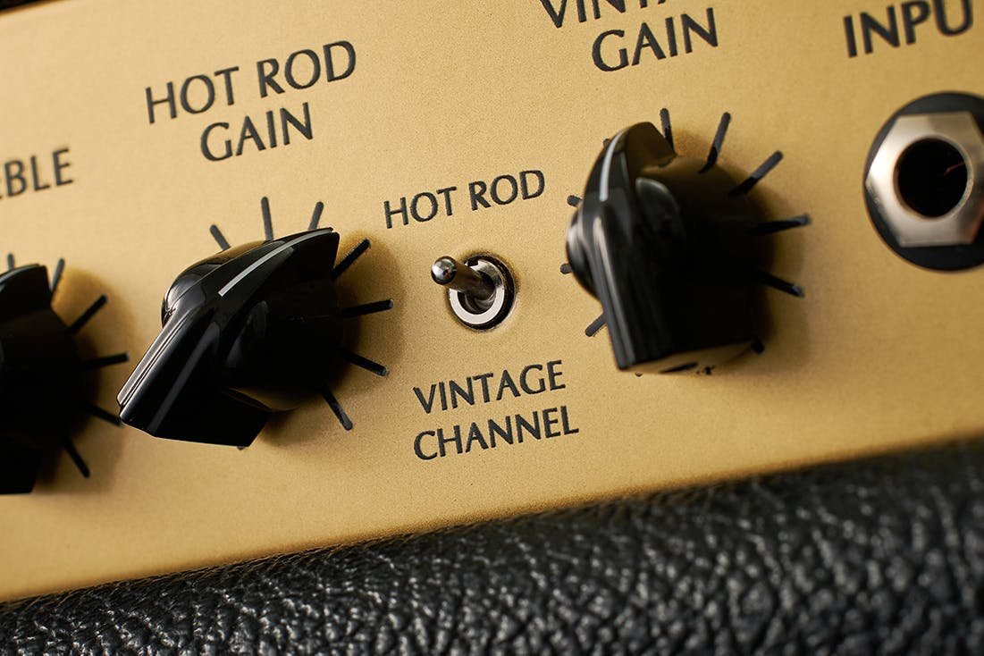 Victory The Sheriff 25 1x12" Valve Amp Combo - SHERIFF25COMBO-Victory-Sheriff-25-Combo-Amp-Lifestyle-Panel-3.jpg