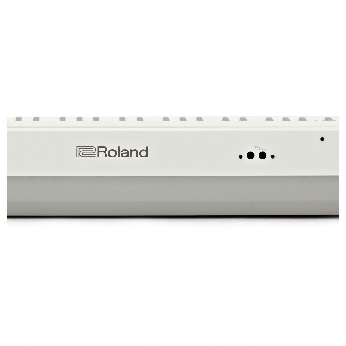 Roland FP-30X Digital Piano in White - 514673-1653912921783.jpg