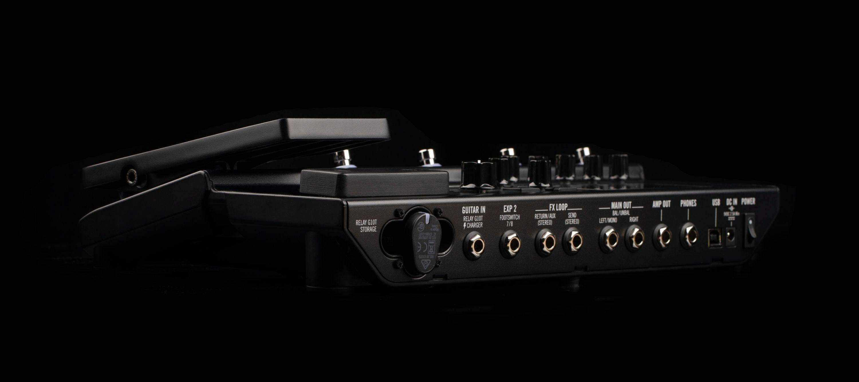 Line 6 Pod Go Wireless Modelling and Multi-Effects Pedal - 434533-POD Go Wireless_Beauty_from back 2.jpg