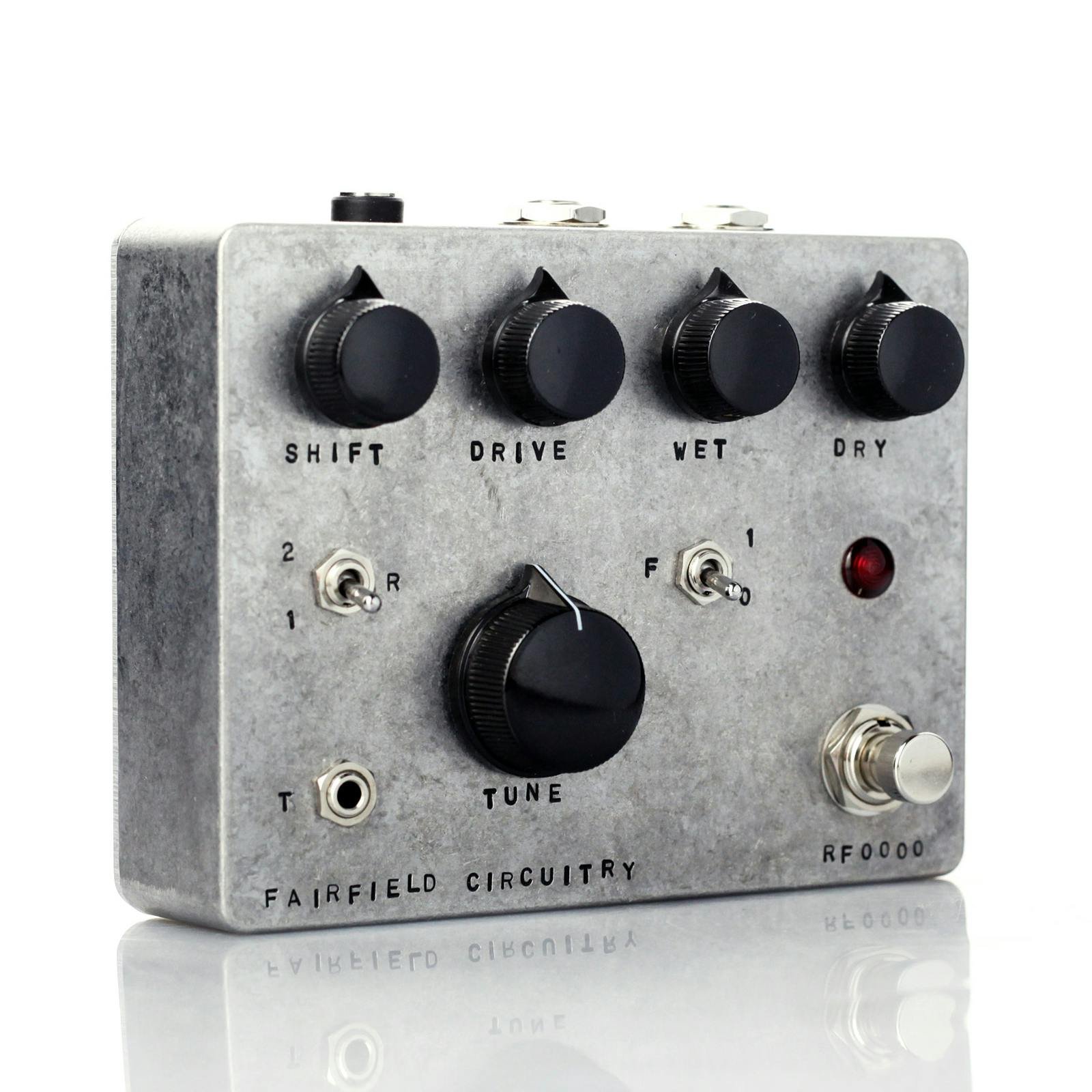 Fairfield Circuitry 'Roger That' FM Demodulator Distortion & Fuzz Pedal - FCRODGER-Fairfield-Roger-That-Pedal-Left.jpg