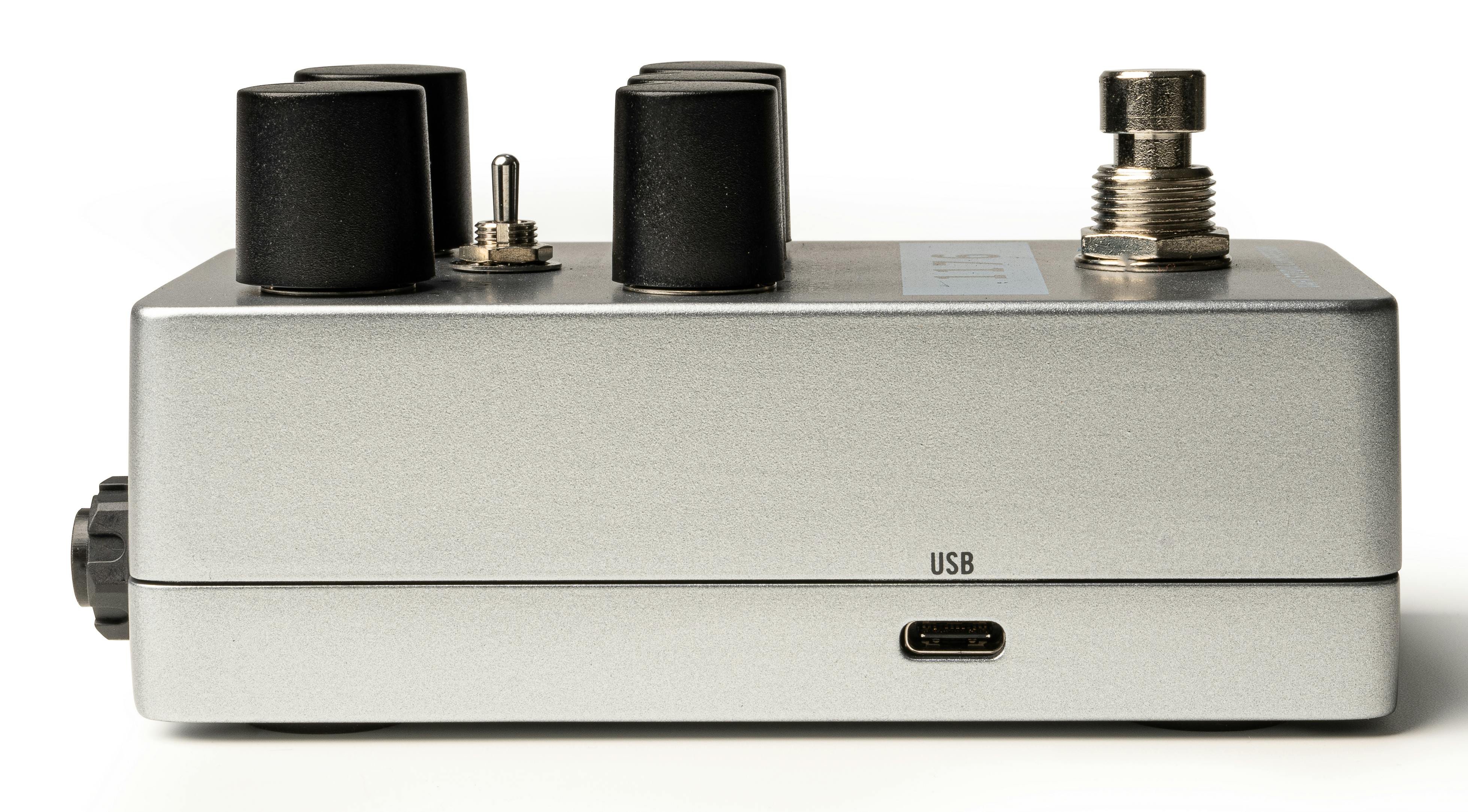 Universal Audio UAFX 1176 Compressor Pedal - GPS-1176-universal-audio-guitar-pedal-1176-other-side.jpg