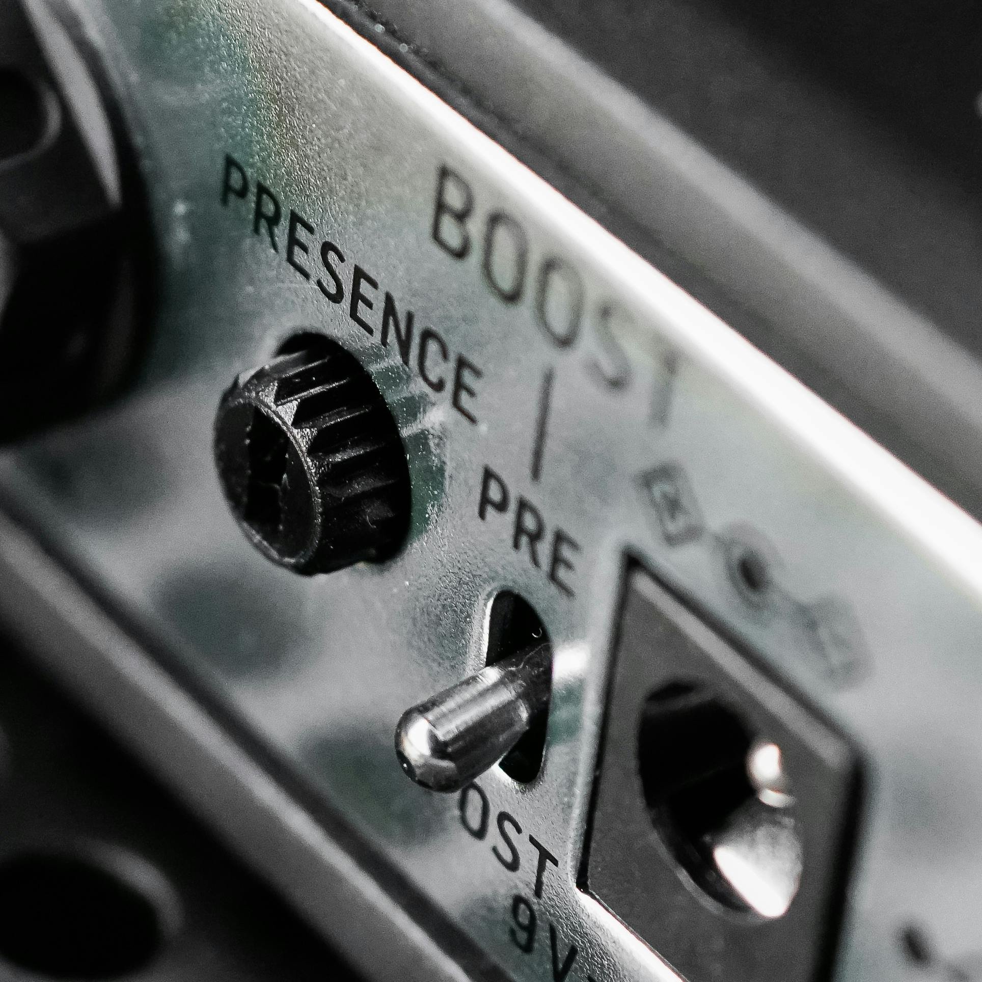 TC Electronic Ampworx JIMS 800 PREAMP - Dual-Channel Guitar Preamp - 0709-AJV86-001-TC-Electronic-Ampworx-JIMS-800-Preamp-Pedal-Lifestyle-Panel.jpg