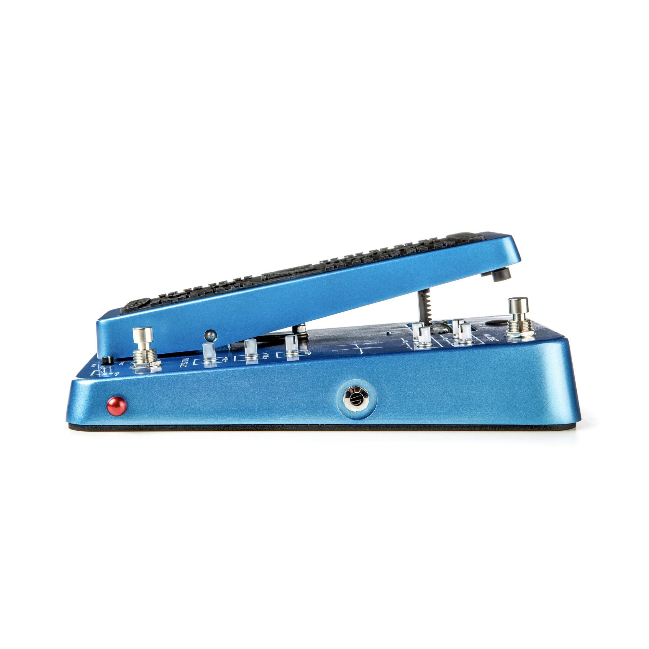 Jim Dunlop JCT95 Justin Chancellor Signature Cry Baby Bass Wah, Fuzz & Filter Pedal - 474768-Dunlop-JCT95-Justin-Chancellor-Cry-Baby-Wah-Right.jpg