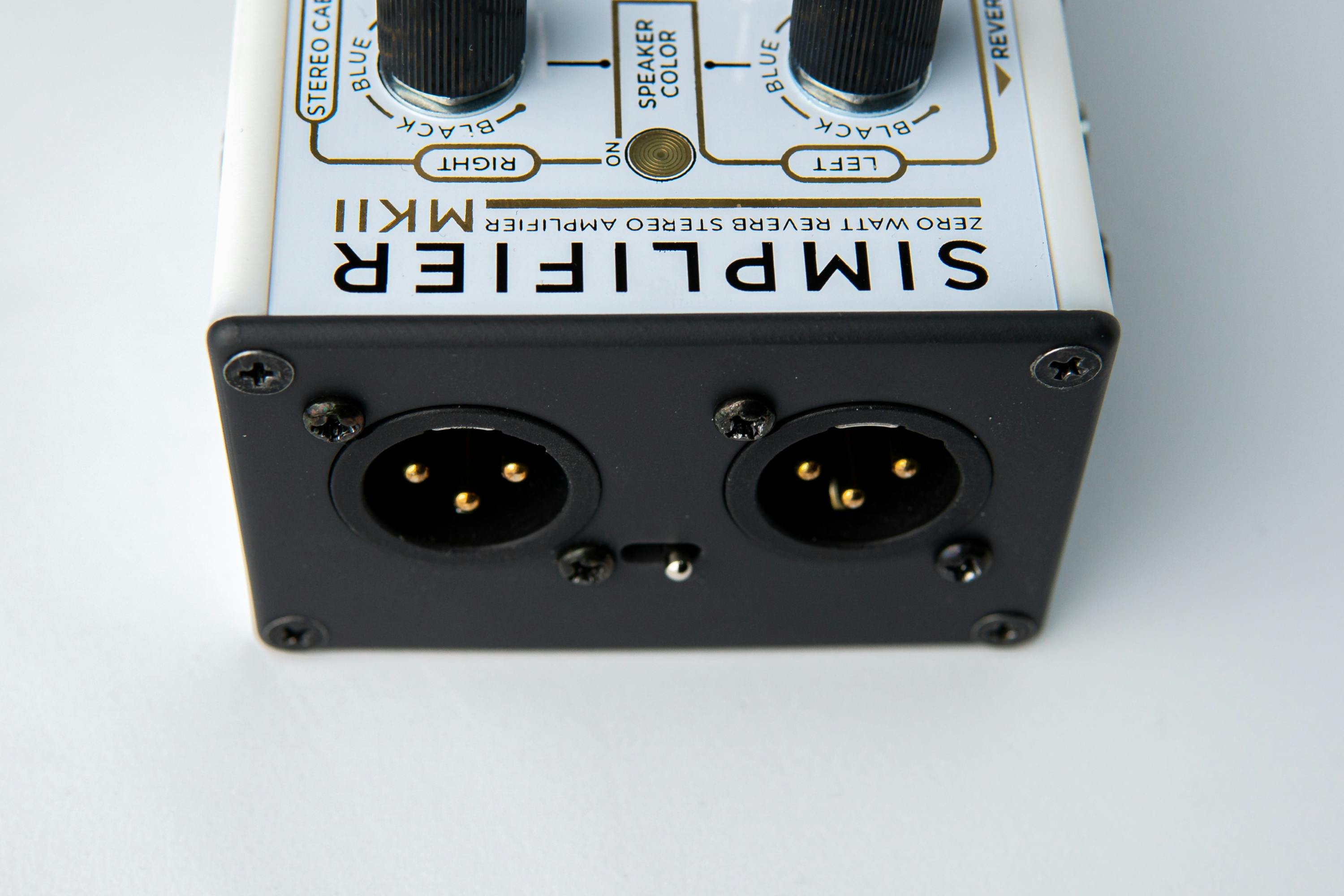 DSM & Humboldt Simplifier MkII Amp & Cab Simulator Pedal - SIMPLIFIERMKII-DSM-Humboldt-Simplifier-MkII-XLR.jpg