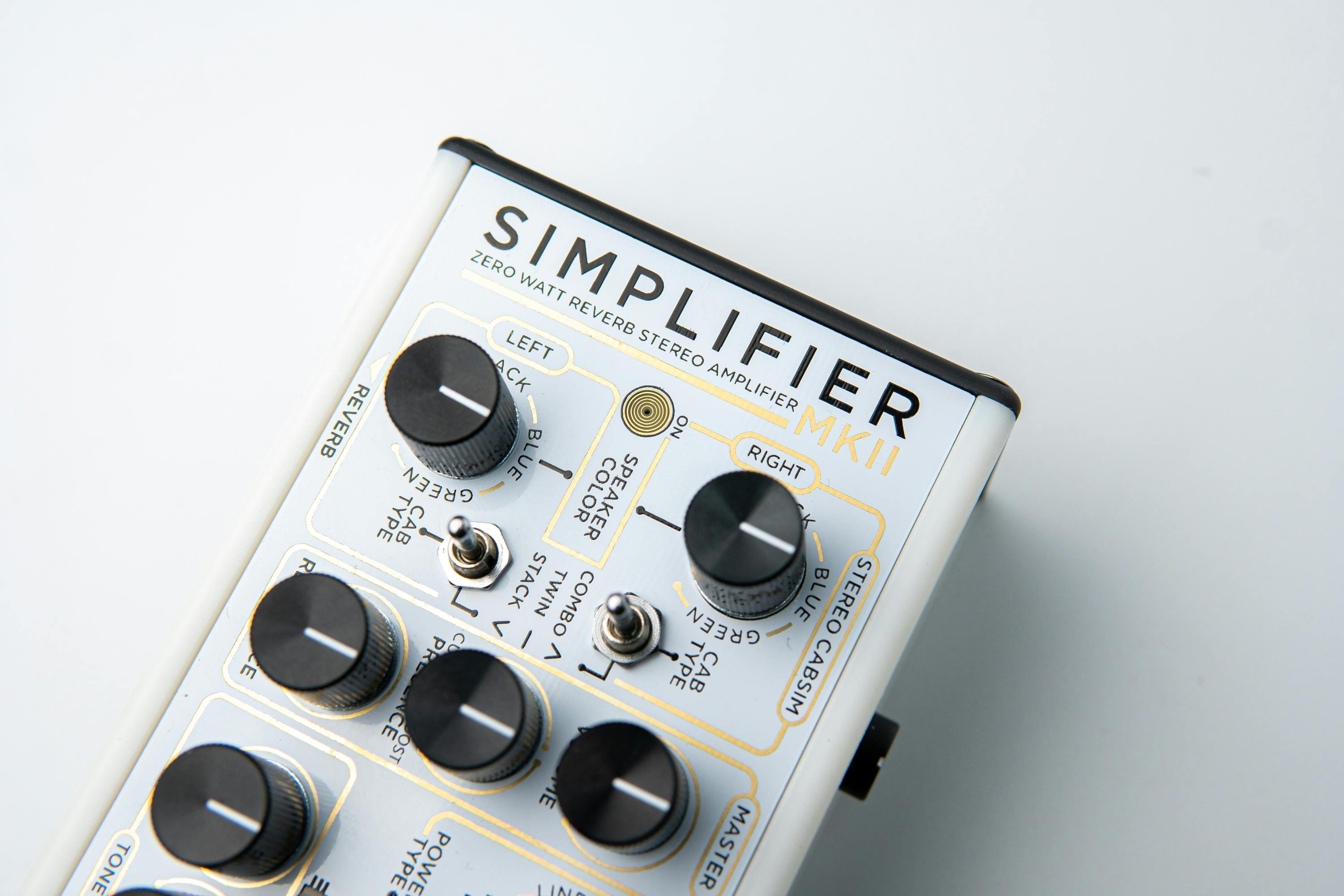 DSM & Humboldt Simplifier MkII Amp & Cab Simulator Pedal - SIMPLIFIERMKII-DSM-Humboldt-Simplifier-MkII-Beauty.jpg