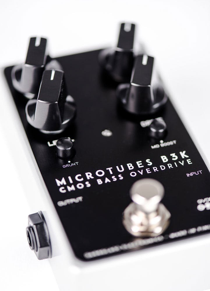 Darkglass Microtubes B3K V2 CMOS Bass Overdrive Pedal - 250069-darkglass_electronics-b3kv2-top-3-4art.jpg