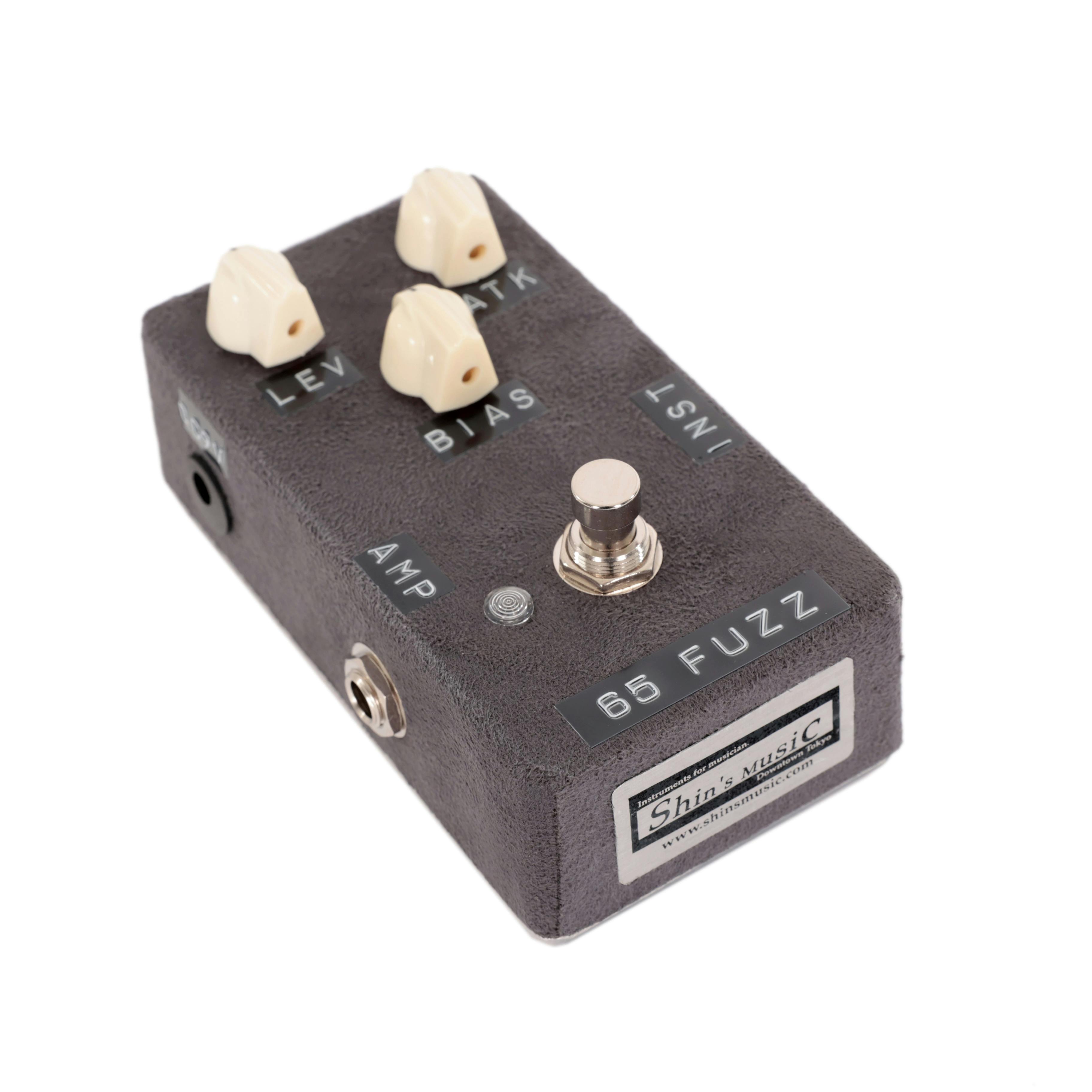 SHINS 65 Fuzz Pedal In Grey Suede - Andertons Music Co.
