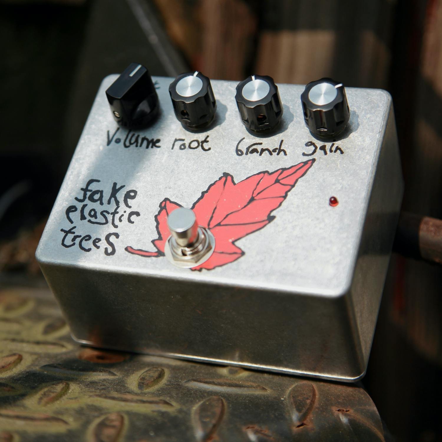 Audio Kitchen 'Fake Plastic Trees' Preamp Pedal - Andertons