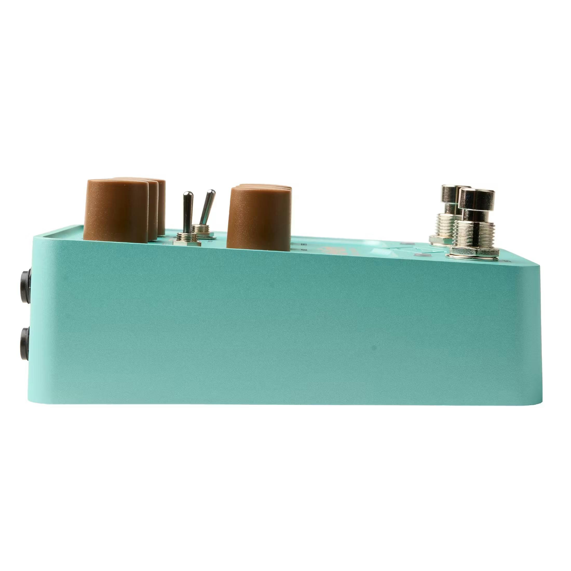 Universal Audio UAFX Del-Verb Ambience Companion Reverb & Delay Pedal - GPM-DLVRB-GPM-DLVRB-Universal-Audio-UAFX-Del-Verb-Ambience-Companion-Pedal-Side.jpg