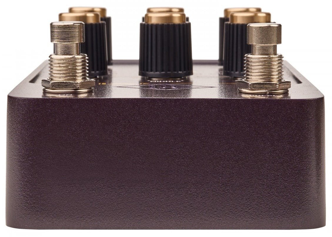 Universal Audio UAFX Lion '68 Super Lead Amp Simulator Pedal - GPM-LION-UAFX-The-Lion-Bottom.jpg