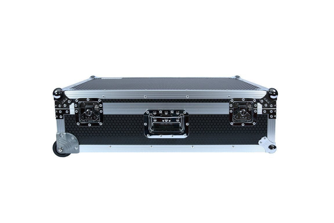 Pedaltrain Classic 3 with Wheeled Tour Case - Andertons Music Co.