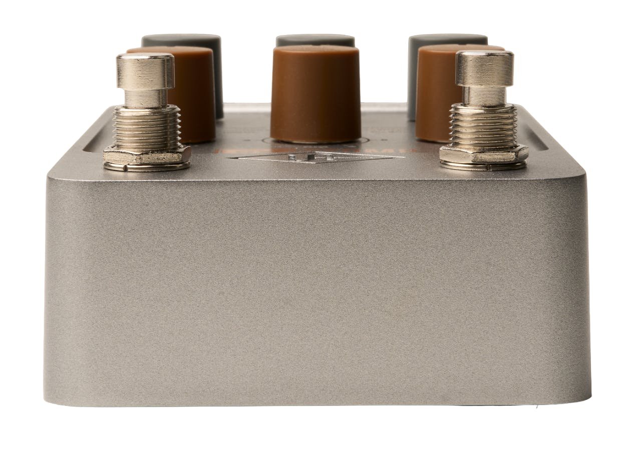 Universal Audio UAFX OX Stomp Dynamic Speaker Emulator Pedal - GPM-OXSTP-universal-audio-ox-speaker-emulator-front.jpg