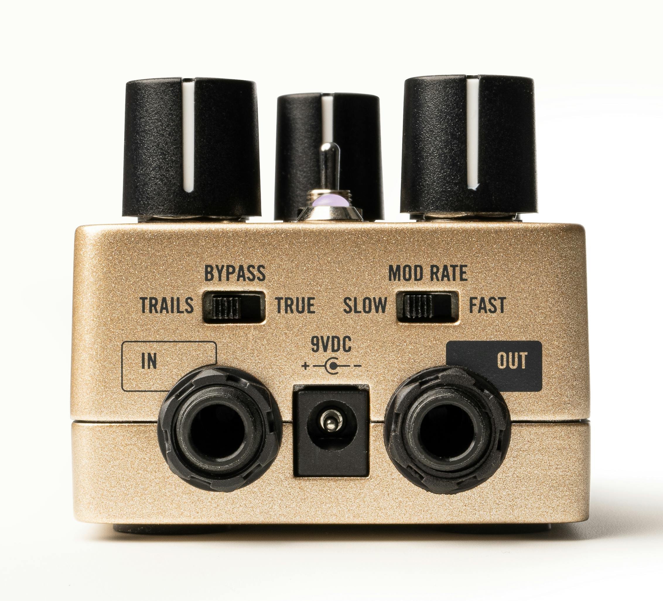 UAFX Plate Reverb ゴールド Universal Audio UAFX Heavenly Plate Reverb Pedal - Andertons