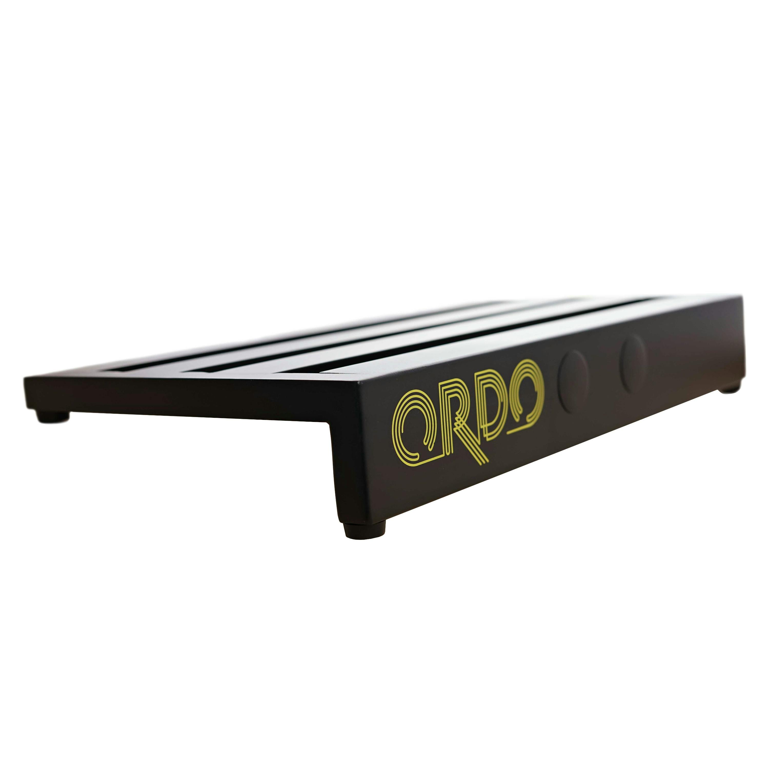 Ordo PB-6-BK Pedalboard with Gig Bag - ORDO-PB-6-BK-Ordo-PB-6-BK-Pedalboard-Angle-Rear.jpg